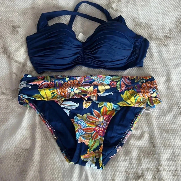 Bleu Rod Beattie Bikini Swimsuit Top Size 34D Bottom Size 6 - Picture 6 of 10